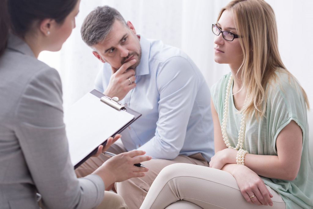 couple getting counselled 