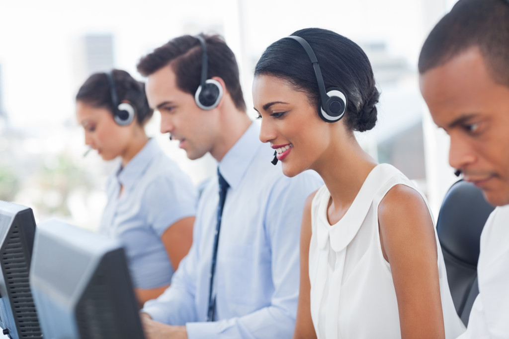 Outsourcing customer service