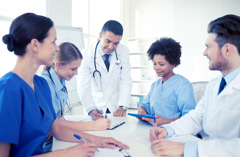 doctors and nurses meeting